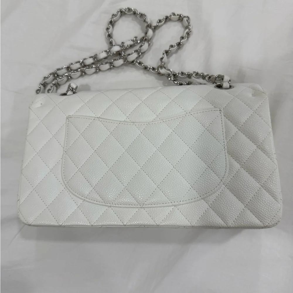 💯 Auth Chanel White Quilted Caviar Medium Classic Double Flap Bag Edge Stitching